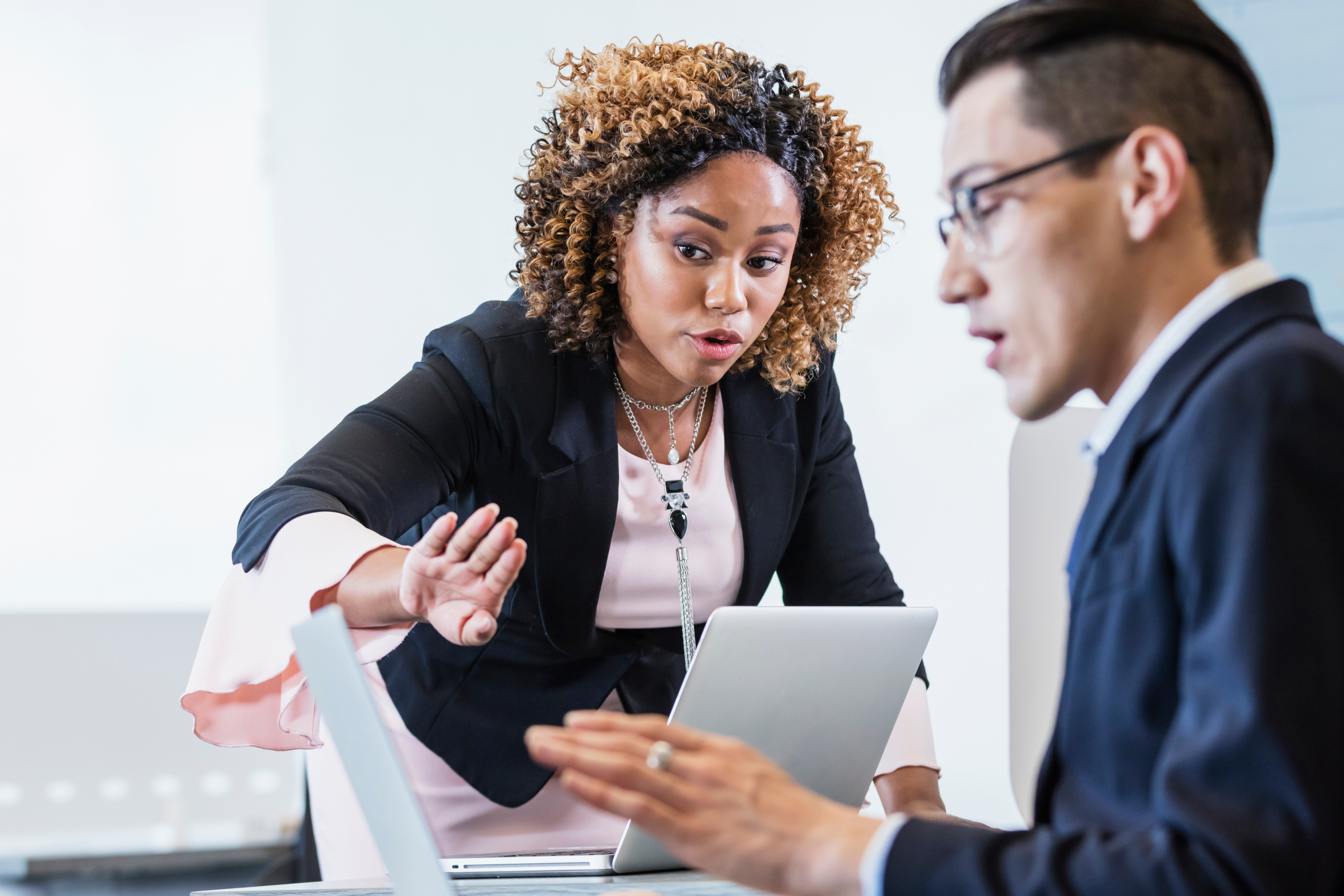 The Power of Consistent Feedback in the Workplace: Fostering Growth and Success